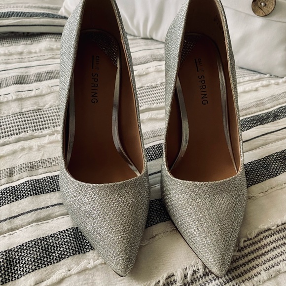 Silver heels - Picture 5 of 5